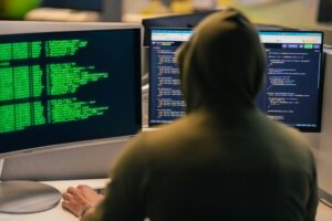 https://regionalna.pl/falszywy-glos-prawdziwe-straty-nowa-era-cyberatakow/