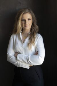 Nowe regulacje AI – koniec z ukrywaniem, że rozmawiamy z maszyną. Komentarz ekspercki Karolina Praszek-Gołębiewska